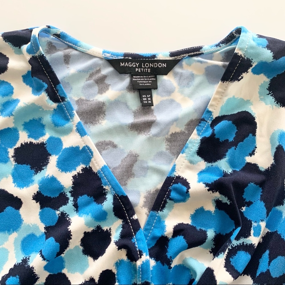 🌸New🌸 Maggy London Cap Sleeve Printed Jersey Wrap Dress Sz 14P NWT - Picture 4 of 10